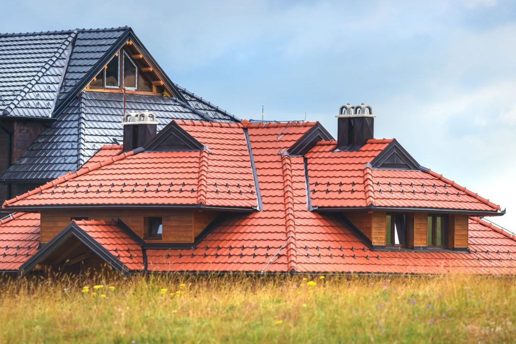 unique house roofing